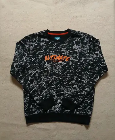 Polerón negro Ultimate estampado - miniatura 1