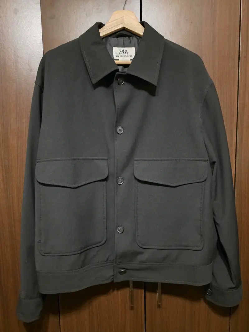 Sobre camisa negra con bolsillos - 2