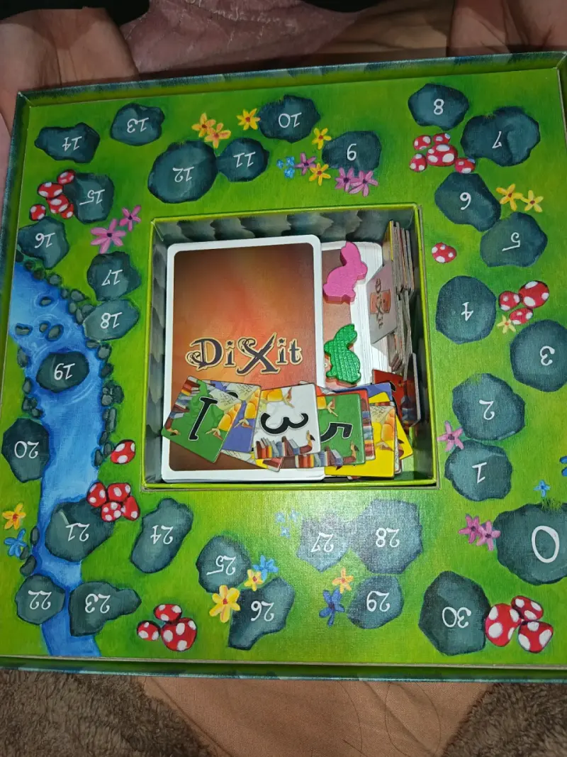 Juego de mesa Dixit completo - 1