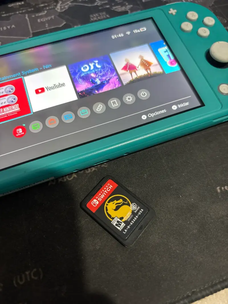 Nintendo switch lite - 4