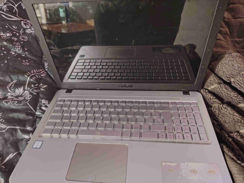Notebook Asus i3 - 4