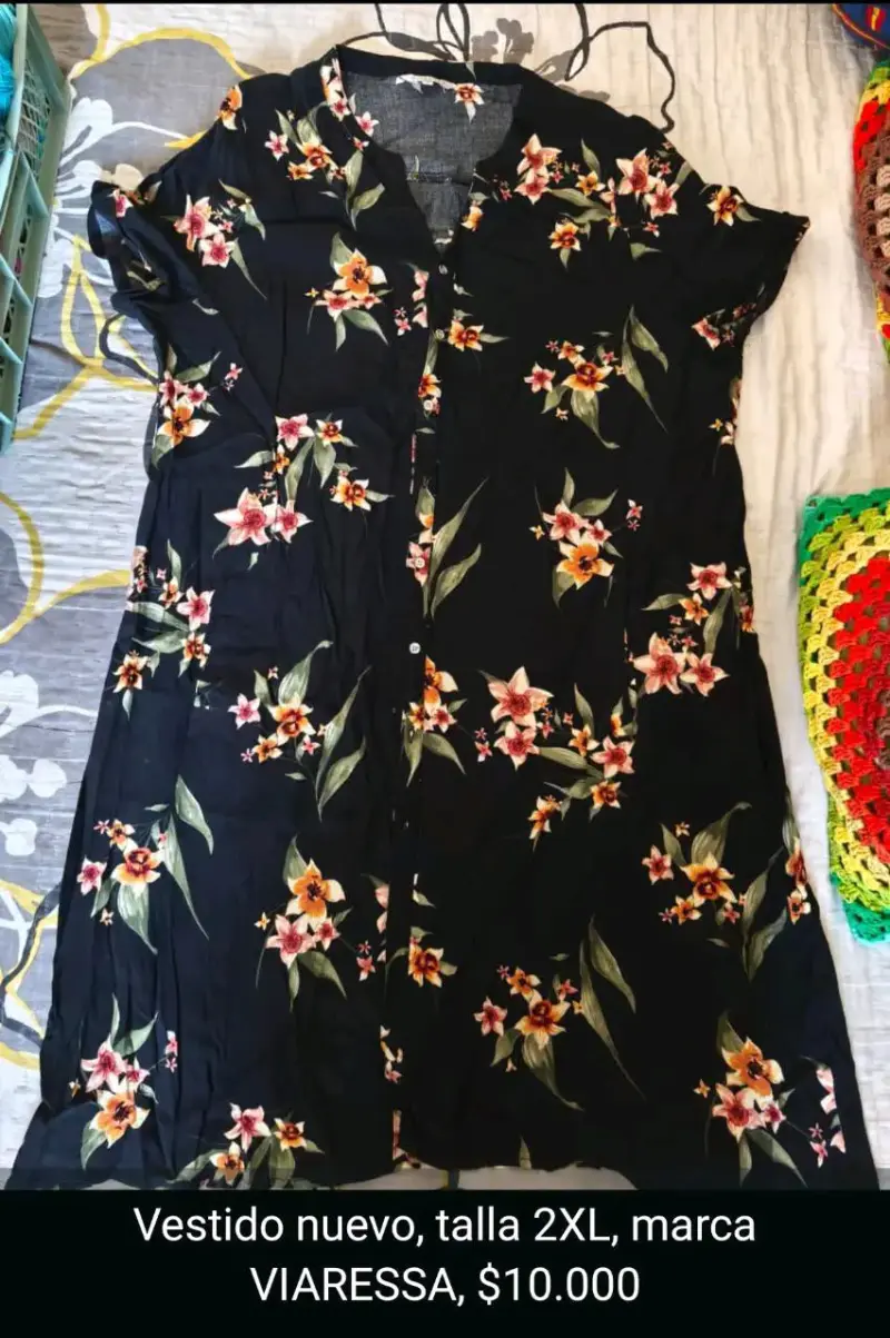 Vestido floral negro Viressa