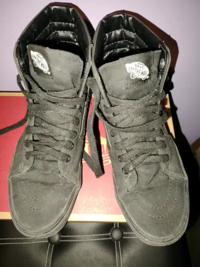 Zapatillas negras Vans altas talla 39 - miniatura 2