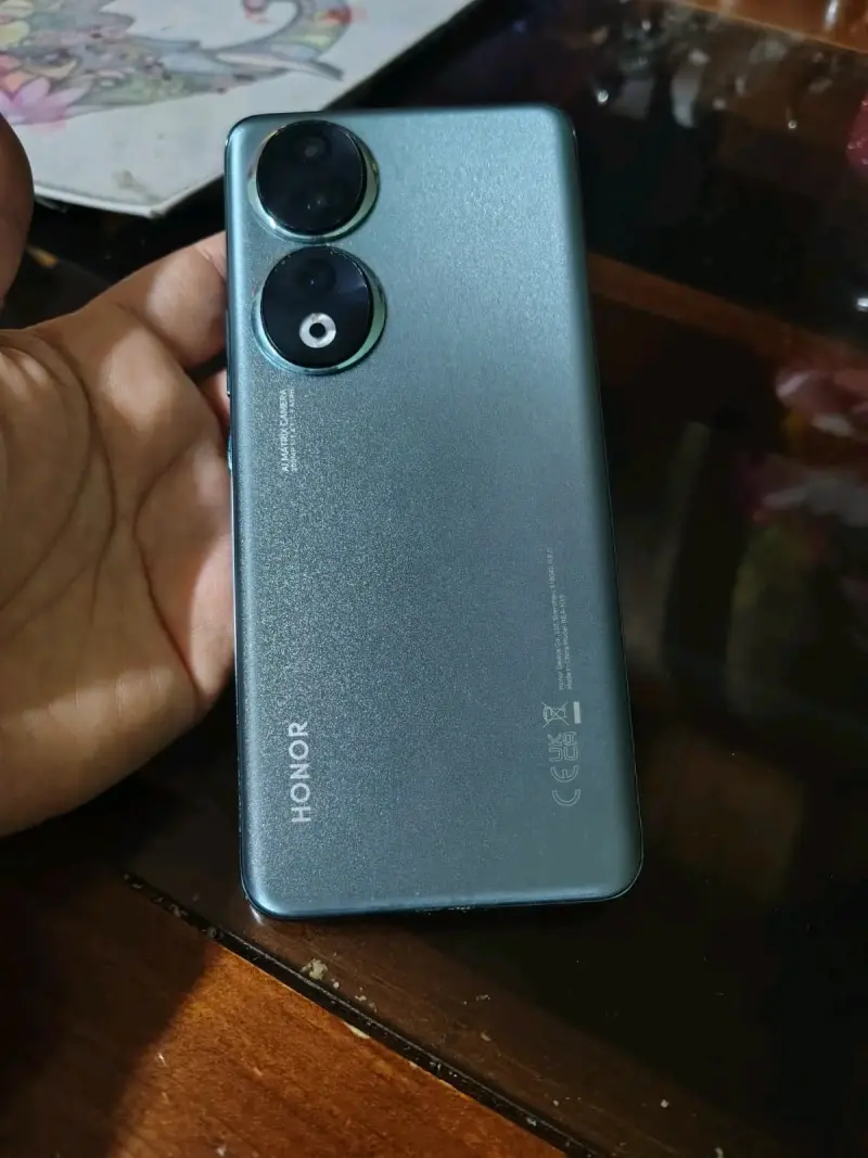 Celular Honor con cámara dual - 3