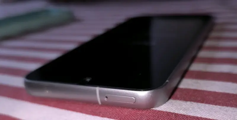 Samsung Galaxy S23 FE - 2