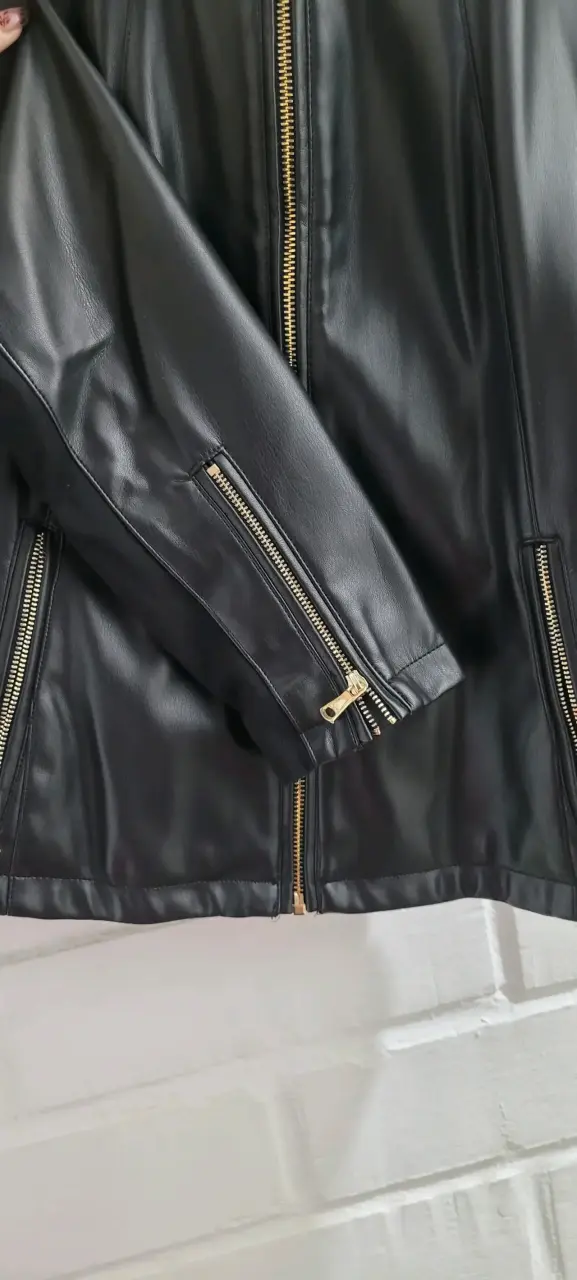 Chaqueta negra Calvin Klein - 4