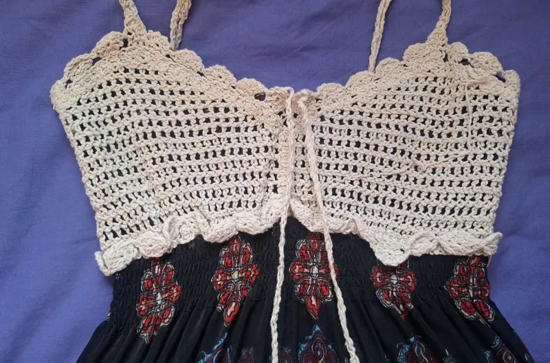 Vestido bohemio con detalle tejido - 2