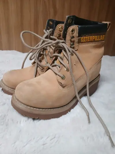 Botas Caterpillar beige - miniatura 5