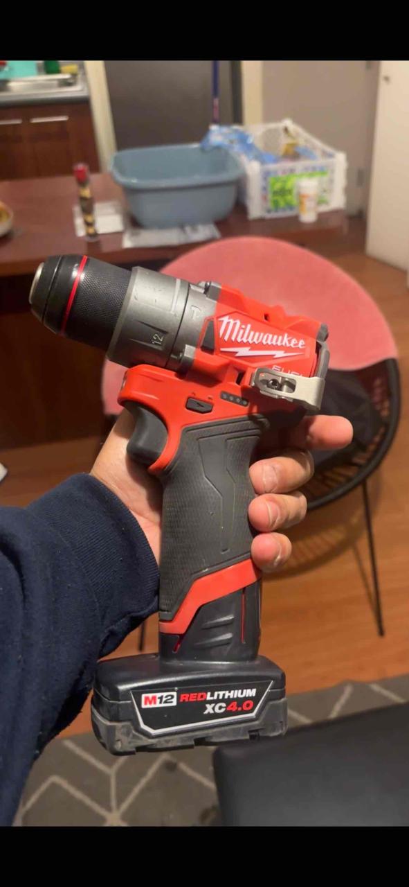 Set taladro Milwaukee M12 Fuel - 5
