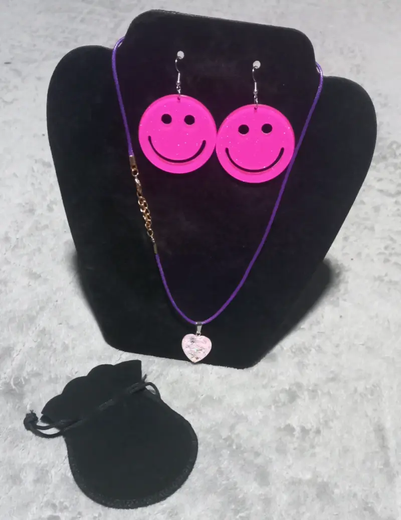 Set de joyería colorida con sonrisa - 1