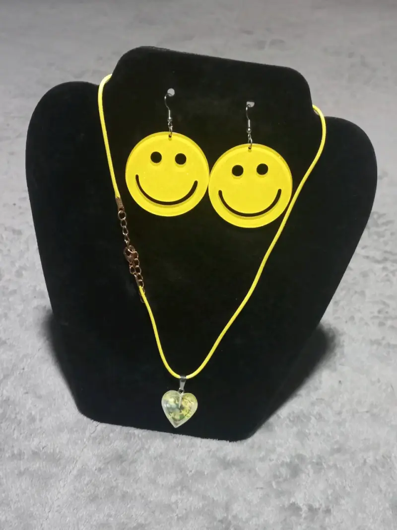 Set de joyería colorida con sonrisa - 2