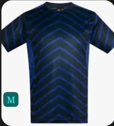 Polera deportiva azul con diseño - miniatura 1