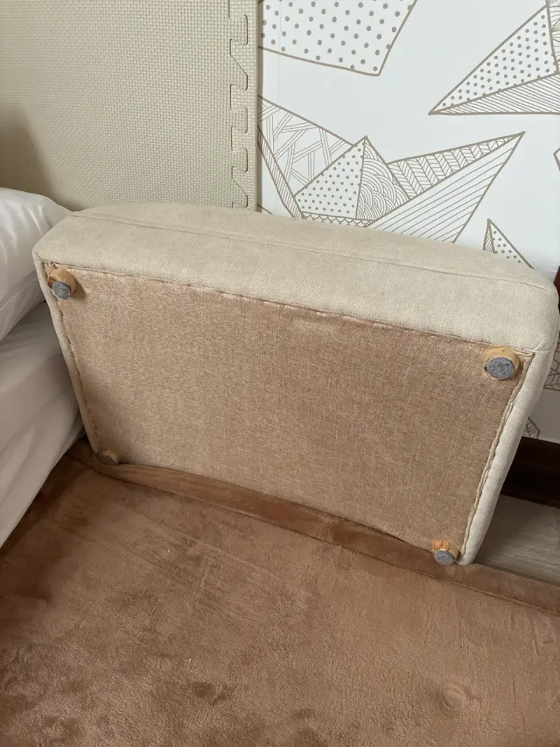 Puff beige acolchado - 3