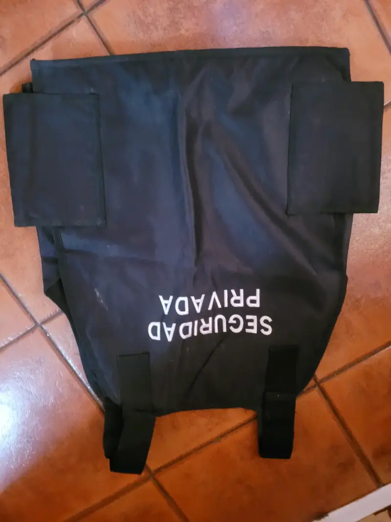 Chaleco de seguridad privada negro - 1