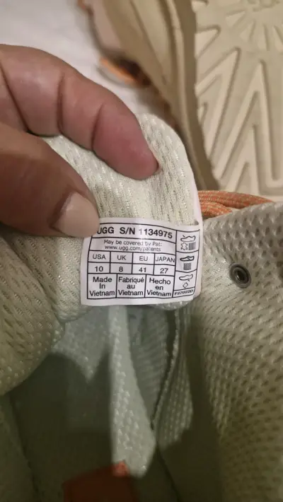 Botines UGG beige y rosados - miniatura 2