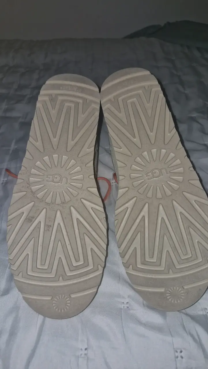 Botines UGG beige y rosados - 3
