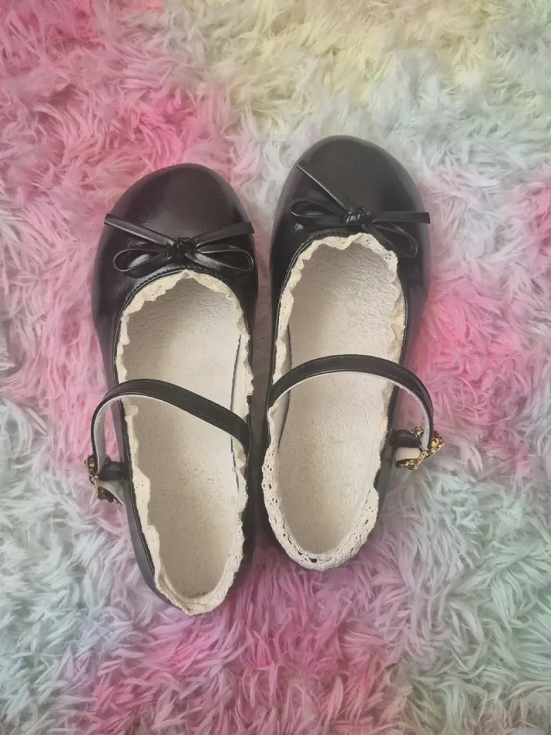 Zapatos negros con lazo - 2