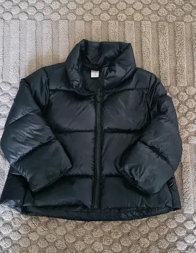 Chaqueta acolchada negra niña - miniatura 1