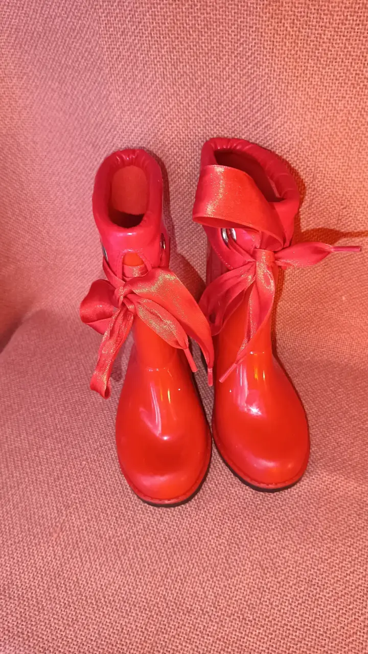 Botas rojas de goma para niña - 1