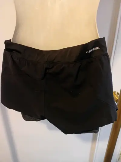 Short deportivo negro - miniatura 2