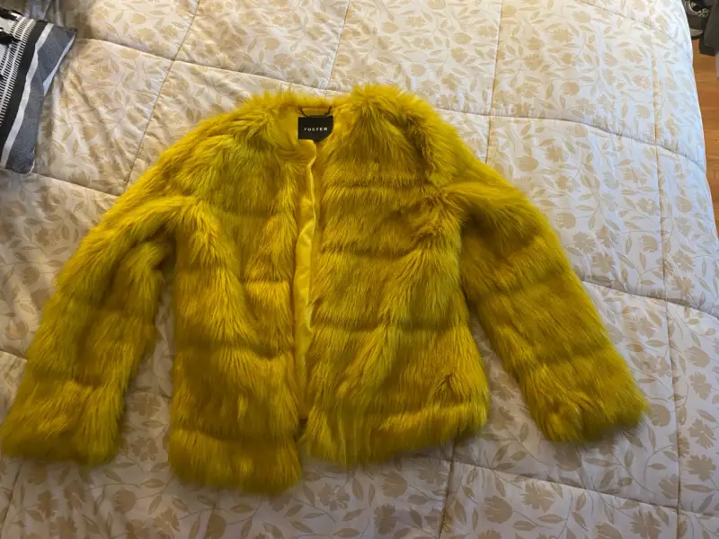 Chaqueta amarilla de peluche - 2