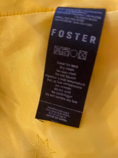 Chaqueta amarilla de peluche - miniatura 4