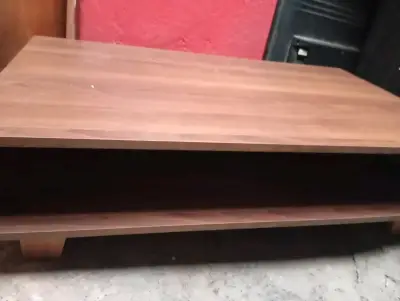 Mesa de centro de madera - miniatura 1