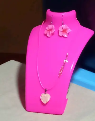 Set de collar y aretes florales - miniatura 3