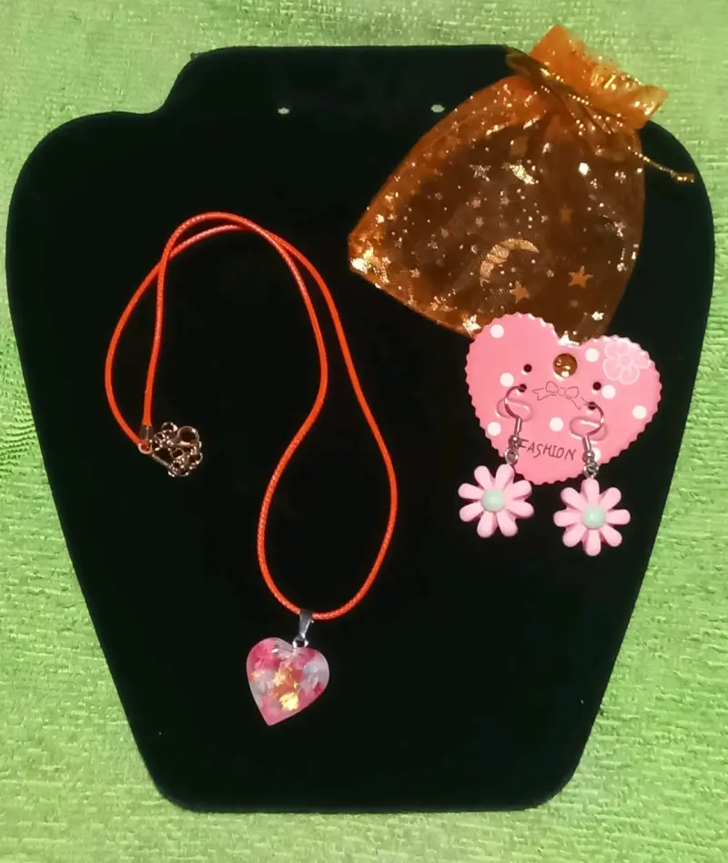 Set collar y aros rosas - 3