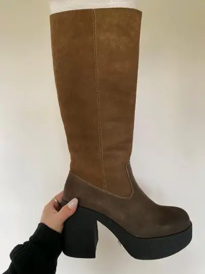 Botas marrones de cuero con plataforma - miniatura 4