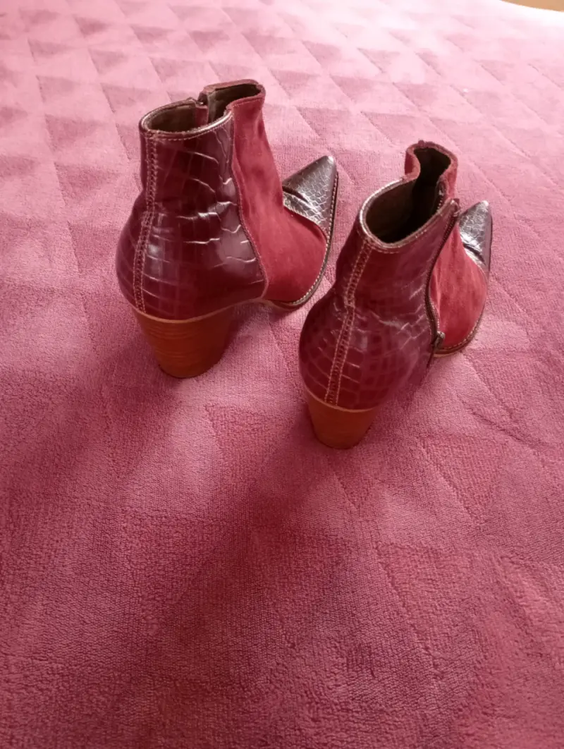 Botines rojos de cuero elegante - 3