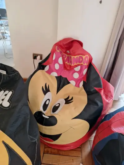 Pouf infantil Minnie Mouse rojo - miniatura 3