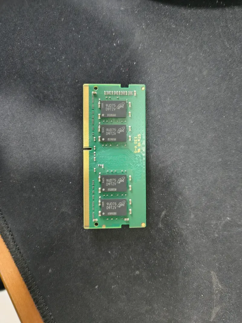 Memoria RAM Crucial 8GB DDR4 - 2