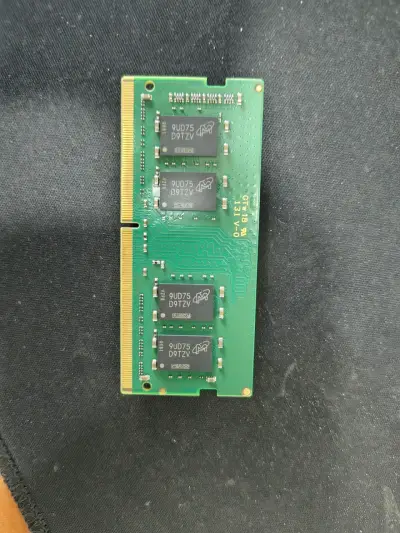 Memoria RAM Crucial 8GB DDR4 - miniatura 3