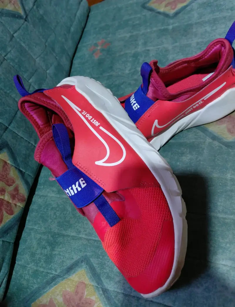 Zapatillas deportivas rosadas Nike - 3