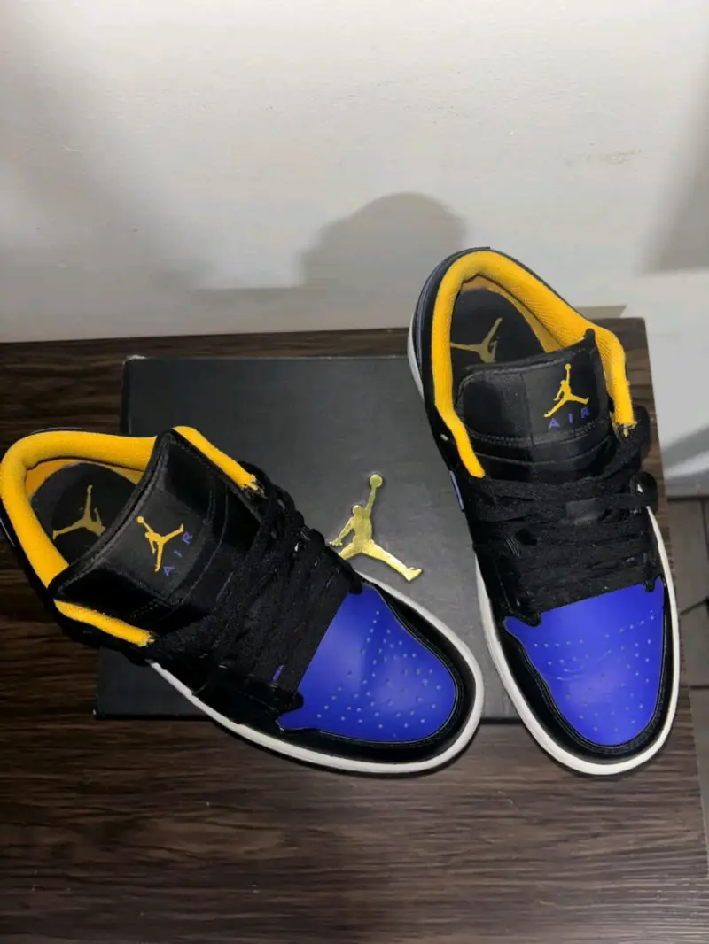 Zapatillas deportivas negras y azules - 2