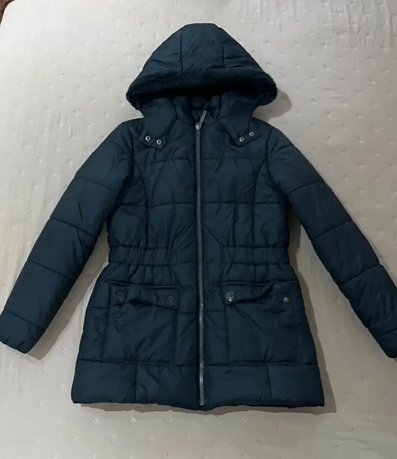 Parka azul colegio con capucha