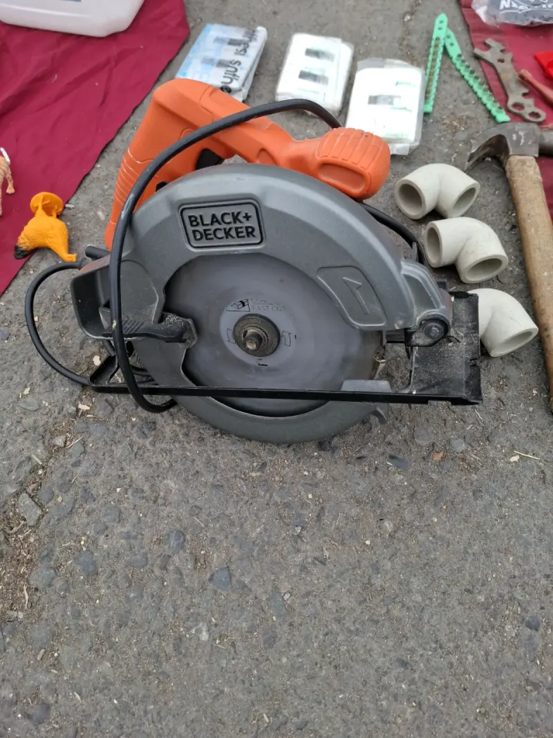 Sierra circular Black+Decker - 1