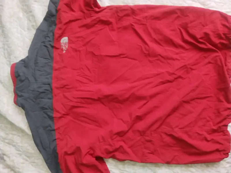 Chaqueta roja The North Face - 3