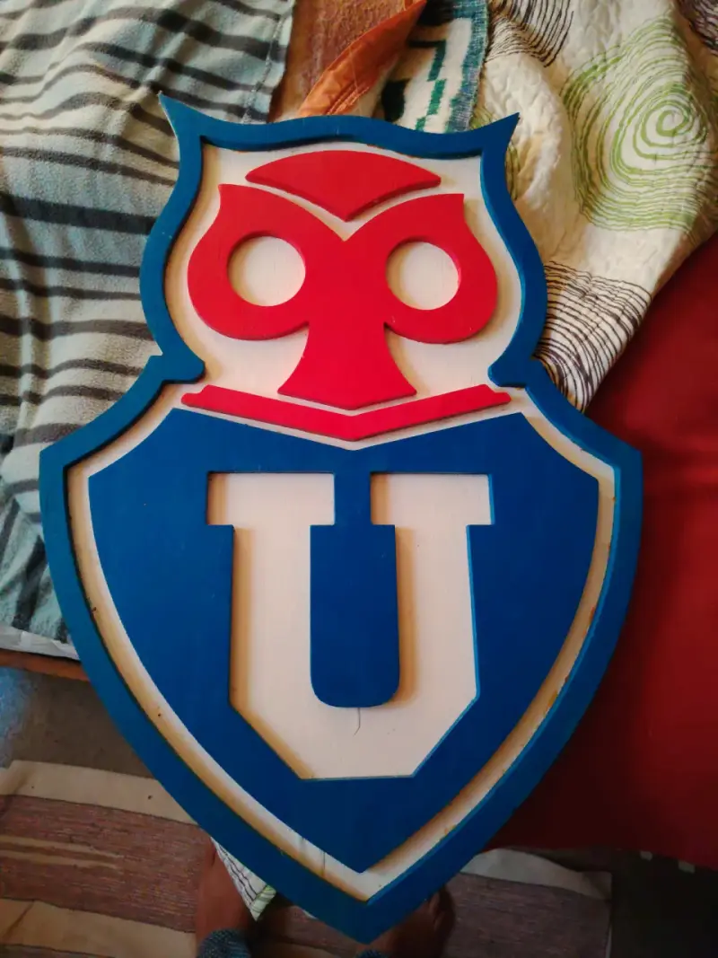 Escudo decorativo de la U de Chile - 1