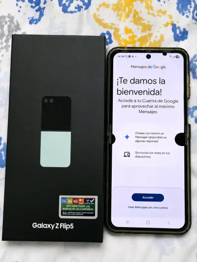 Samsung z flip 5 (pantalla con detalles) - miniatura 2
