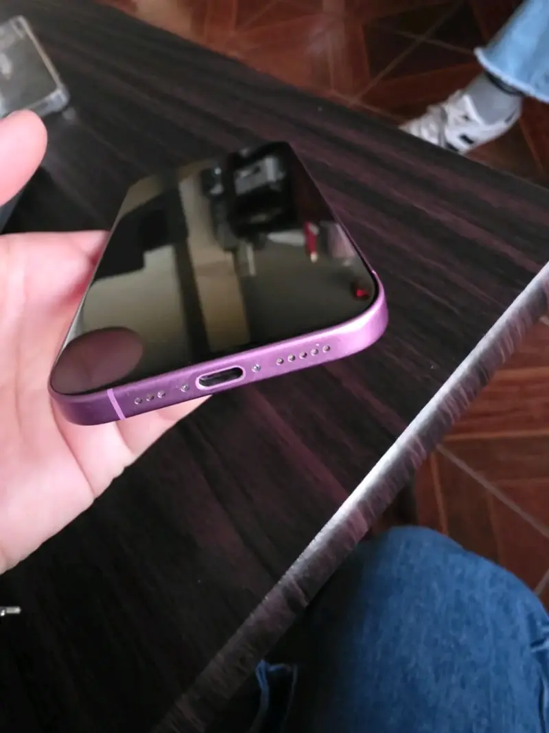 iPhone en buen estado - 5