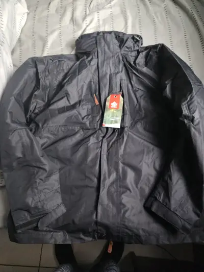 Parka negra con capucha - miniatura 1