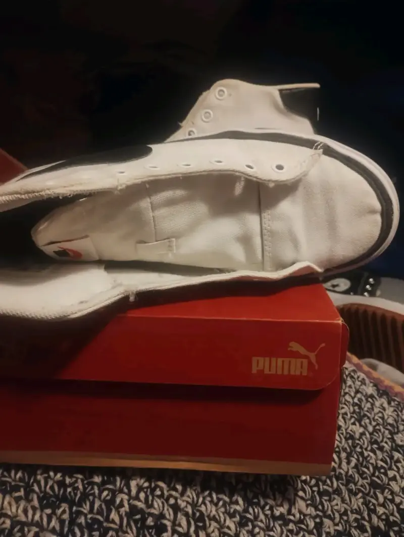 Zapatillas blancas con logo - 3
