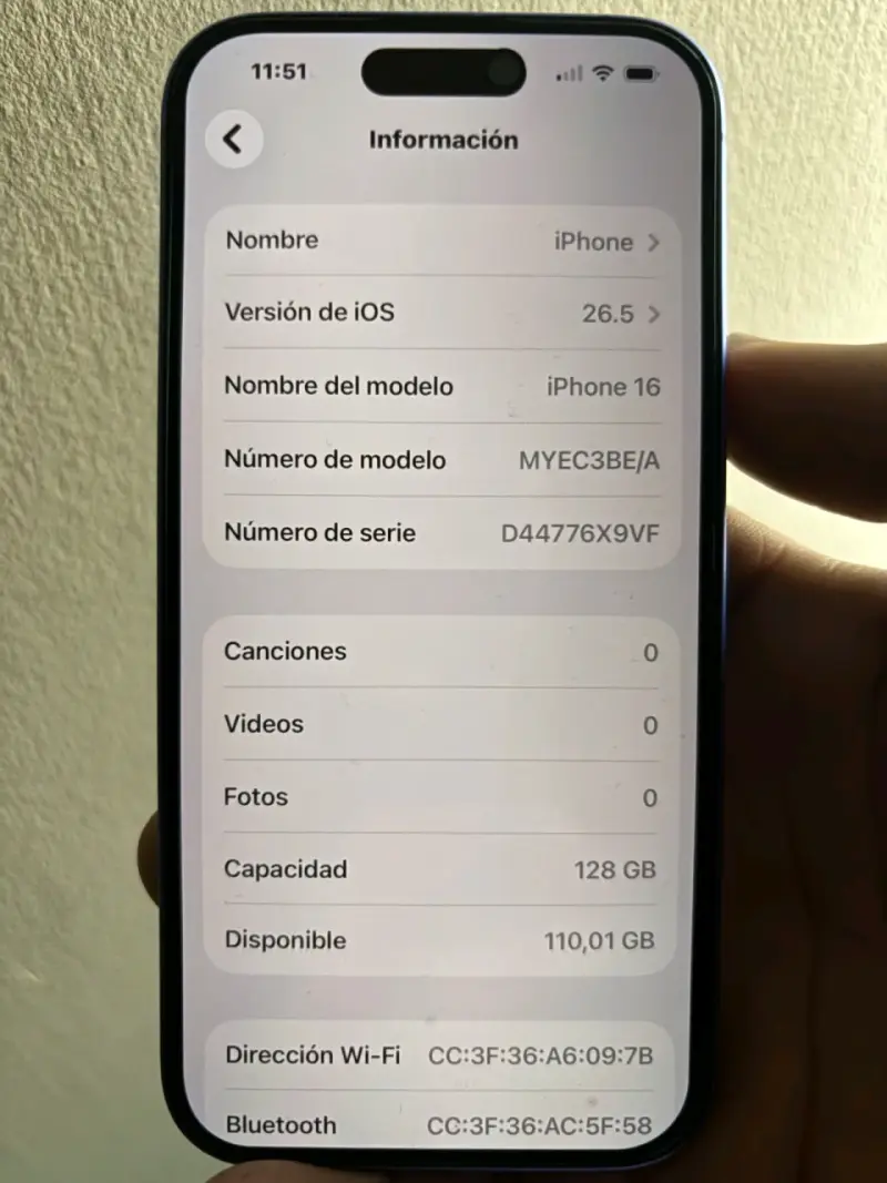iPhone 16 - 2