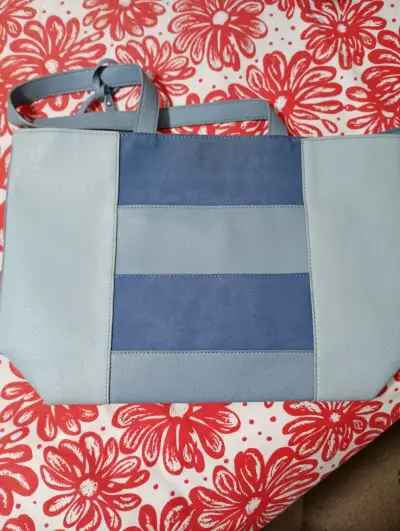 Bolso azul de mano marca Sei - miniatura 1
