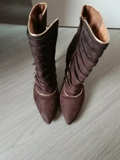 Botines de gamuza marrón - miniatura 1