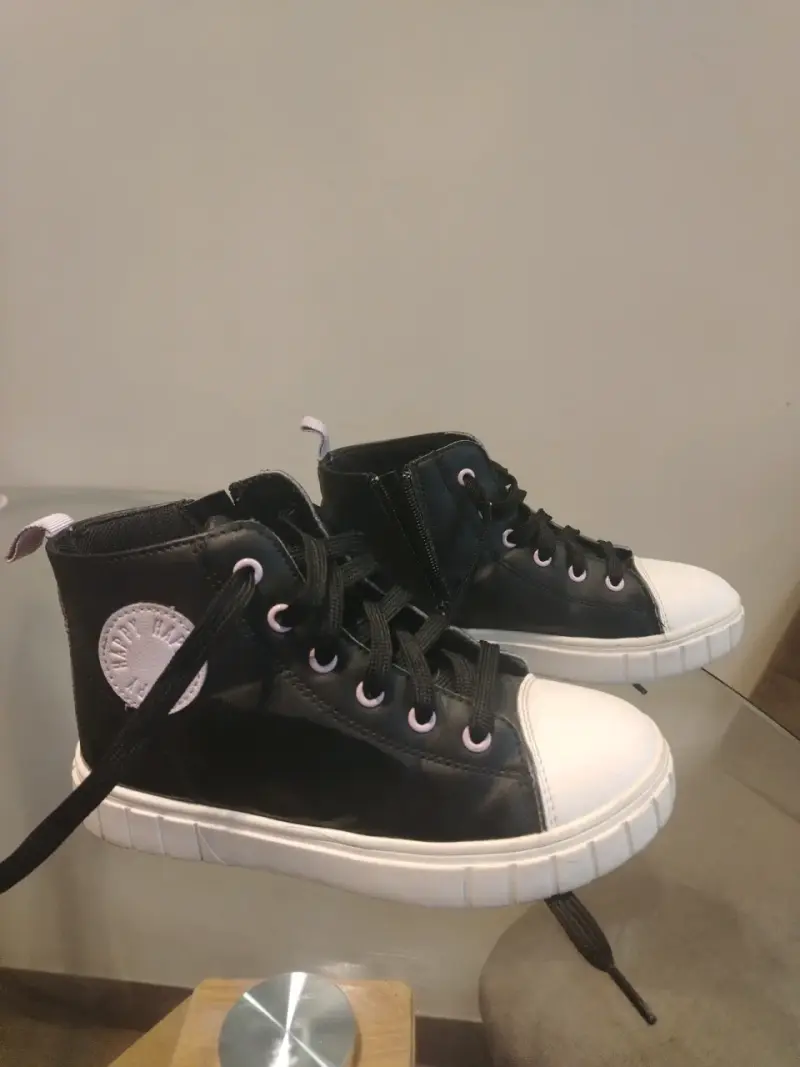 Zapatillas de niña talla 33 - 1