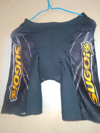 Shorts ciclismo Sugoi negros - miniatura 1