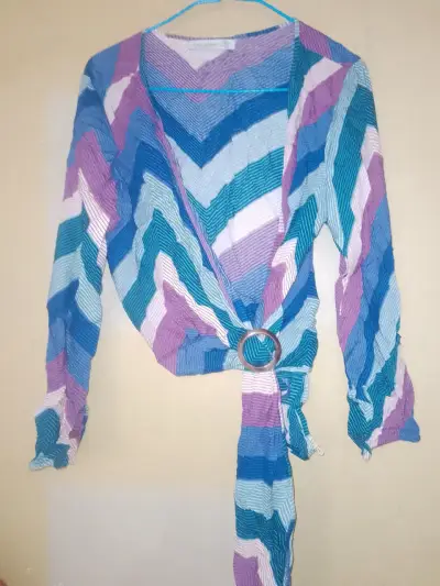 Blusa con patrón zigzag multicolor - miniatura 1